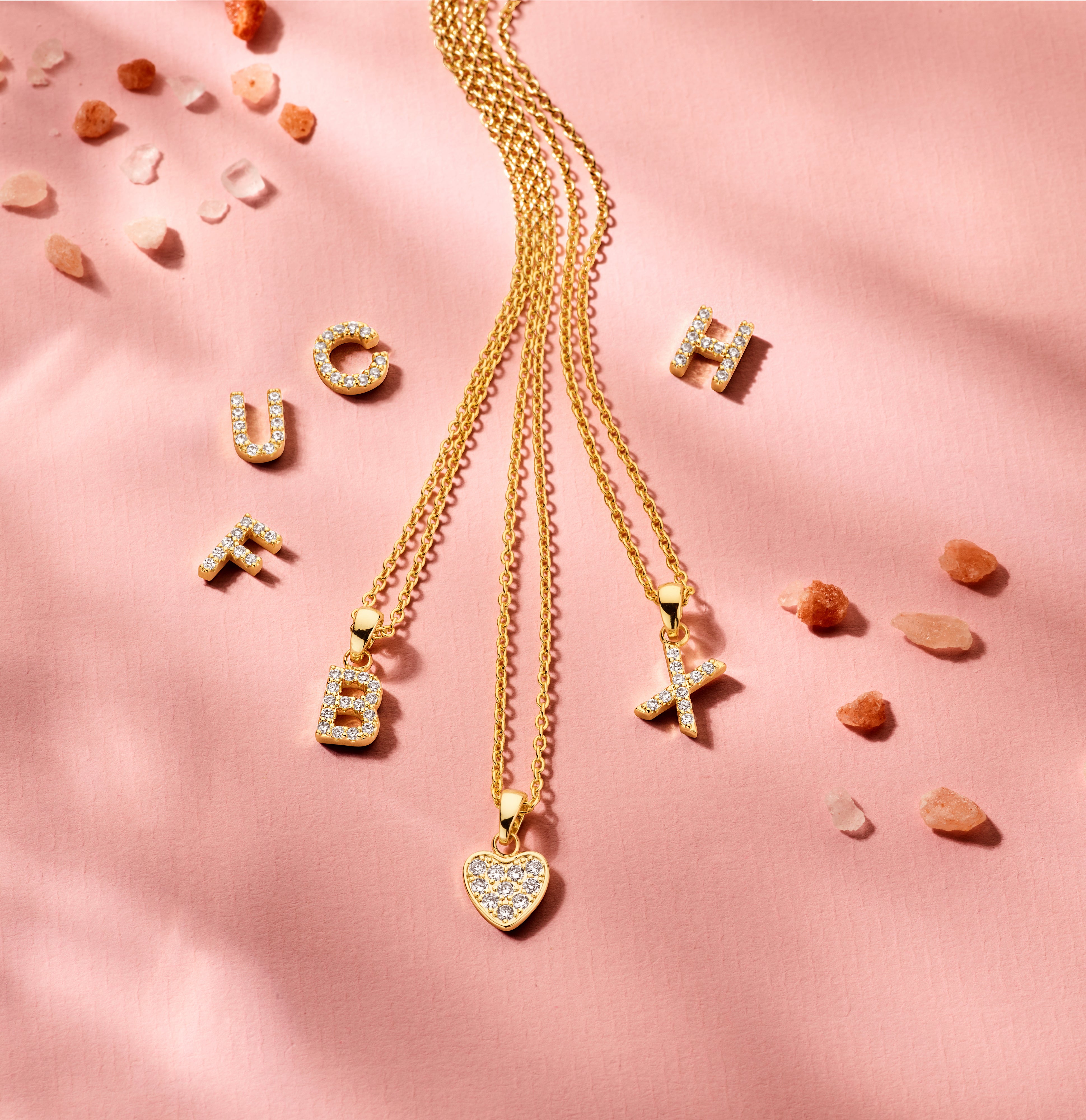 CUSTOMMADE INITIAL EVY NECKLACE