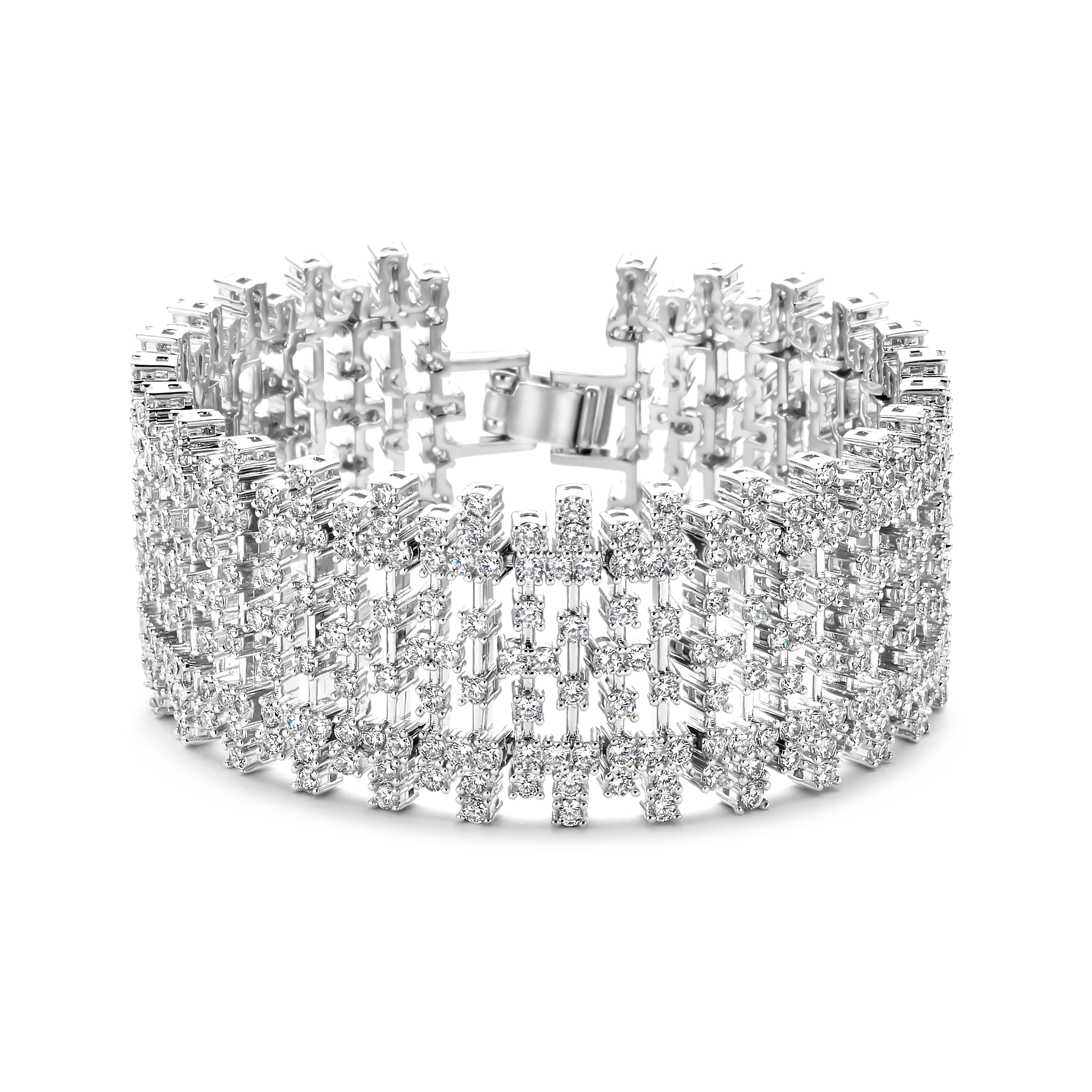 MASSGESCHNEIDERTES Frosty Ice Armband